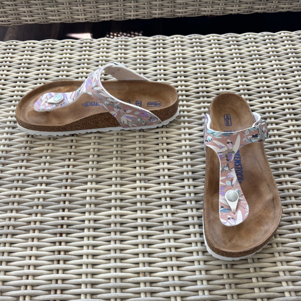 Birkenstock Gizeh Soft Footbed Floral Sandals 37 summer vacation beach outdoors